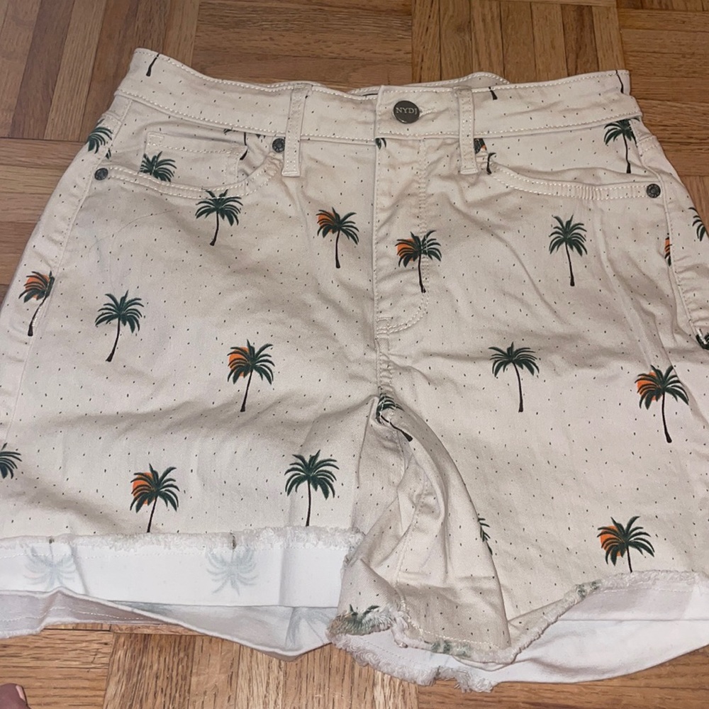 NYDJ shorts